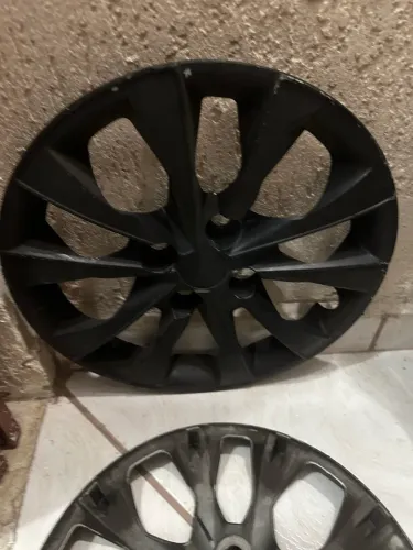 Vendo 2 calotas Fiat mobi Aro 14 - original