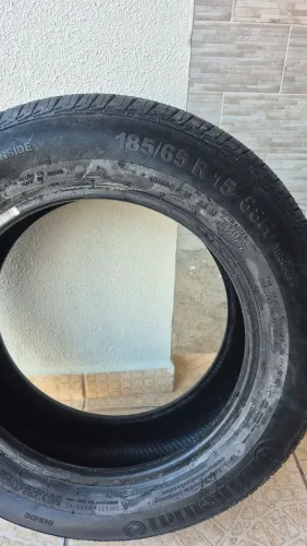 Pneu continental 185,65 R -15 ,bem novo