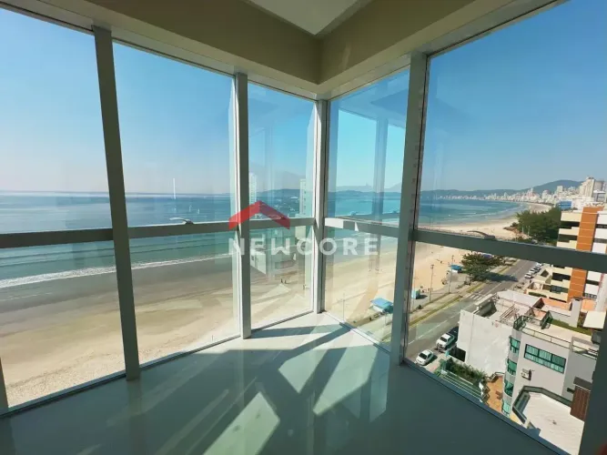 Apartamento em Av. Beira Mar - Centro - Itapema/SC