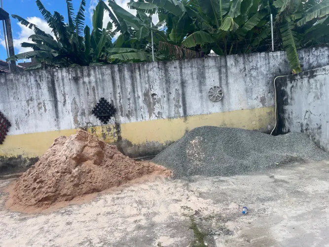 AREIA E BRITA O PRA VENDER