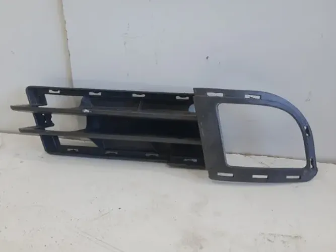 Moldura Farol De Milha Direito Astra 2004/011 Original 21607 Preto Ambos Os Lados