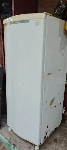 Geladeira usada