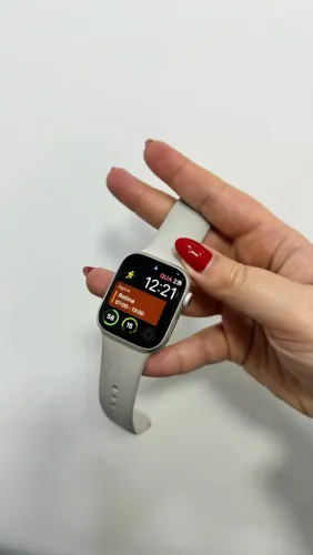 Apple Watch S8