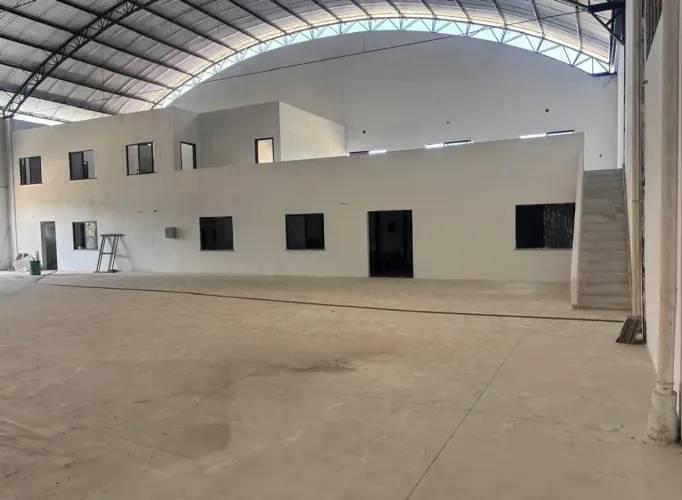 GALPÃO NOVO PARA LOCAÇÃO - ESTRUTURA COMPLETA PARA SUA EMPRESA! 
