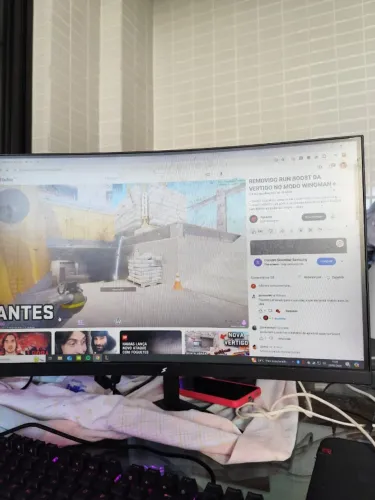 Monitor Gamer SuperFrame Precision Ultra, 24 Pol, Curvo, Full HD, Fast VA, 1ms, 165Hz, RGB