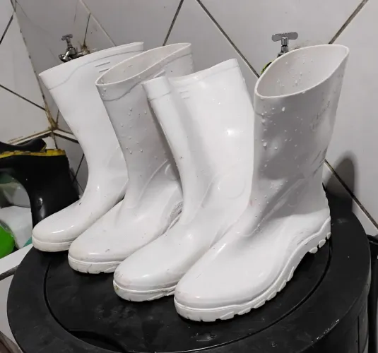 Botas de boraca boas. N 43.