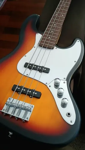 Contrabaixo Jazz Bass Strinberg 04 Cordas
