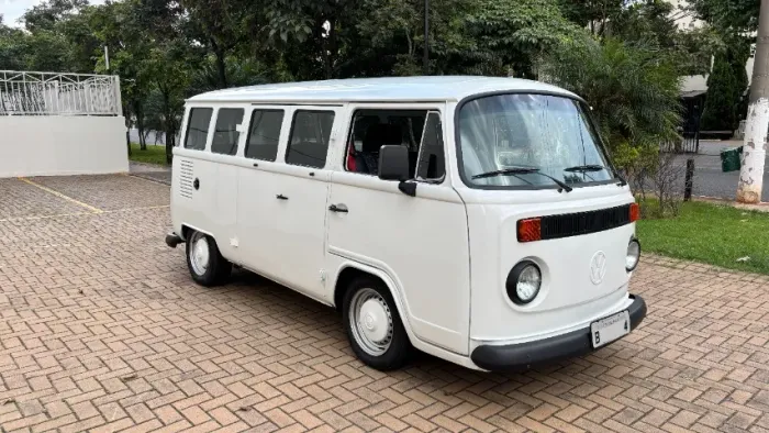 Volkswagen Kombi Standard/ Luxo/ Serie Prata 1997