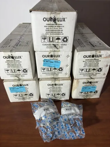 175 Lâmpadas LED Tubular Ourolux T8 9W 3000K - 7 Caixas