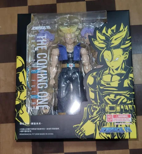 Mirai Trunks Demoniacal Fit DF CUSTOM na escala com SH Figuarts Bandai