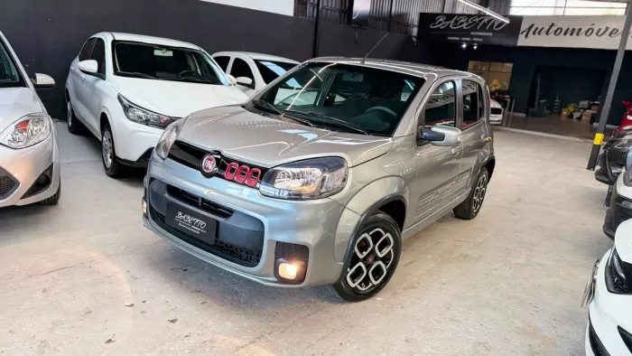 Fiat Uno Sporting 1.4 EVO Fire Flex 8V 4P 2015