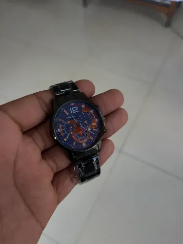 Relógio de elegância aceito cartão 