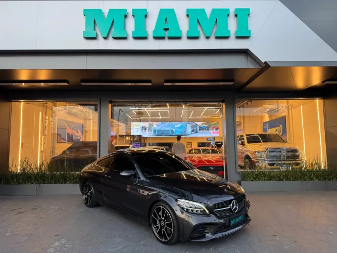 Mercedes-Benz C-300 Coupé Sport 2.0 16V Aut. 2019