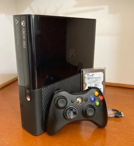 XBOX 360 500GB Desbloq +60JOGOS (Faço envio)