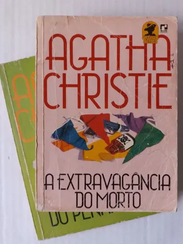 A Extravagância Do Morto + A Casa Do Penhasco kit
