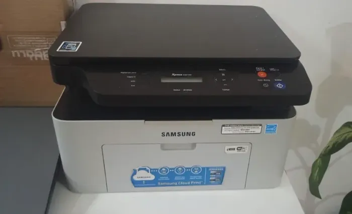 Impressora Samsung Xpress M2070W Semi Nova