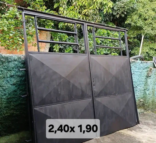 Portas de ferro macanuda coisa boa forte