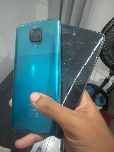 Celulares para retirada de peças