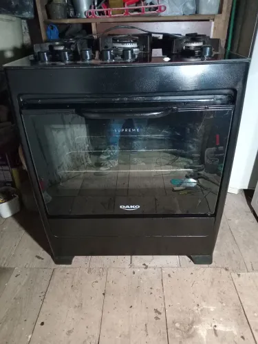 Fogão dako 5 bocas funcionando elétrica 350 reais