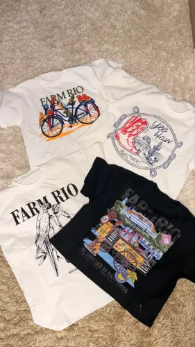 Blusa T-shirt nunca usadas