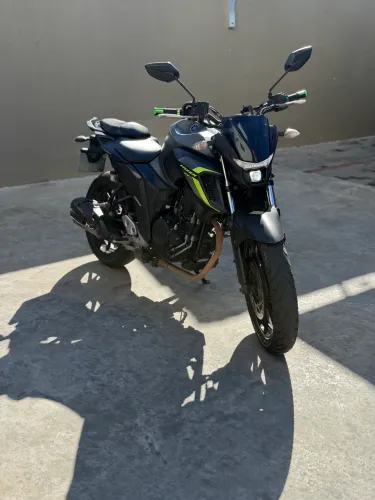 Fazer 250 FZ25