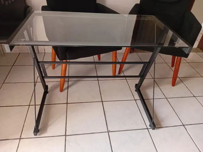 Mesa de Vidro para Escritório