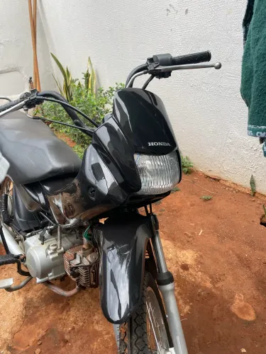 Moto ,pop 100-2012