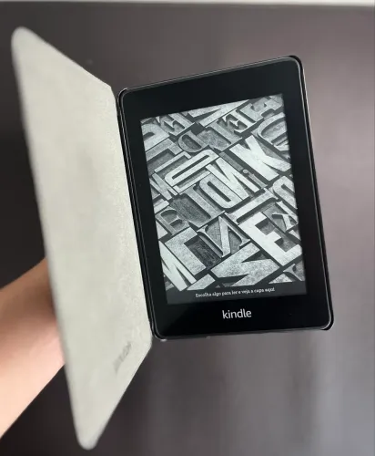 Kindle Paperwhite 10ª Geração + Capa Protetora 32GB