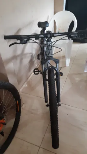 Bicicleta nova a disposição para venda
