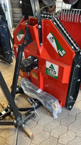 Roçadeira Agrícola Trator 4-100