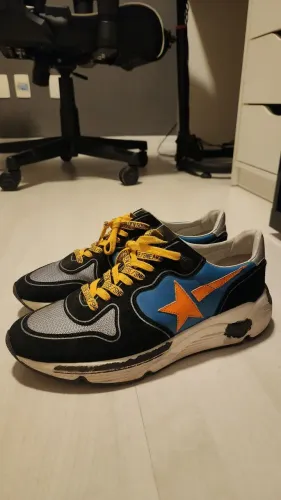 Golden Goose Running Sole original, fabricado na Itália.