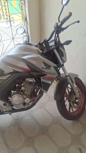 CB twister abs 2018
