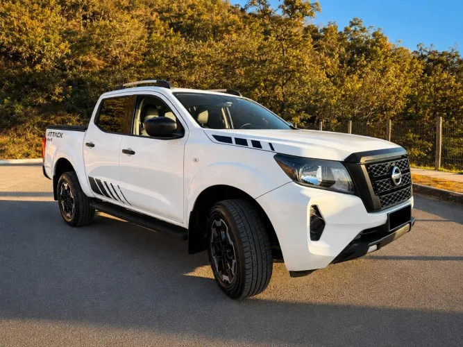 Nissan Frontier S CD 4X4 2.3 TB Diesel Mec. 2023