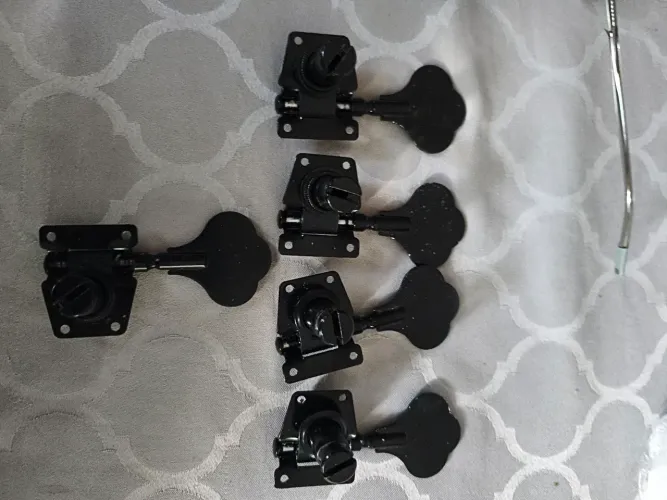 Tarraxa para baixo 5 cordas black
