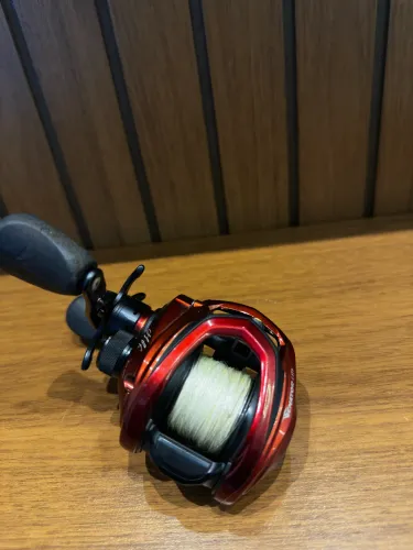 Carretilha Venator Lite