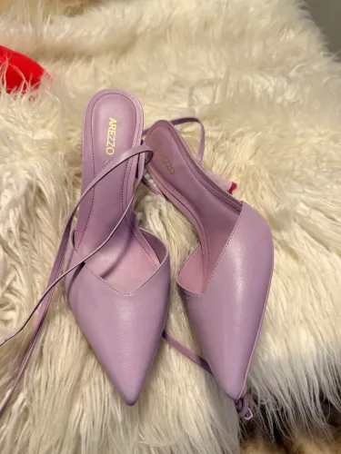 Scarpin maravilhoso arezzo n. 38 novo