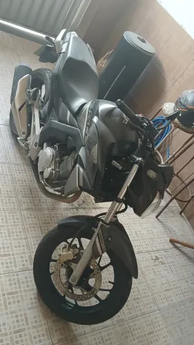 Moto Honda Twister 250