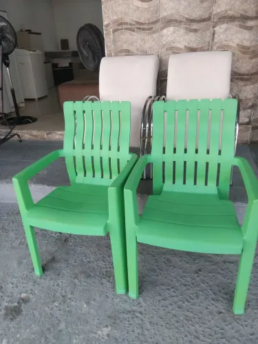 Cadeira de plastico