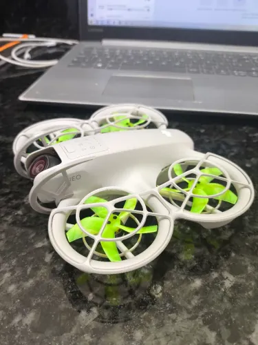 Dji neo standard com 3 baterias 