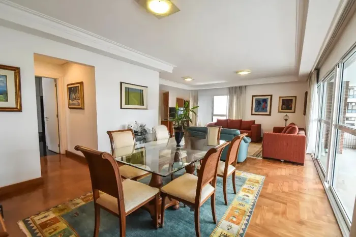Apartamento à Venda - Aclimação, 3 Quartos, 179 m2