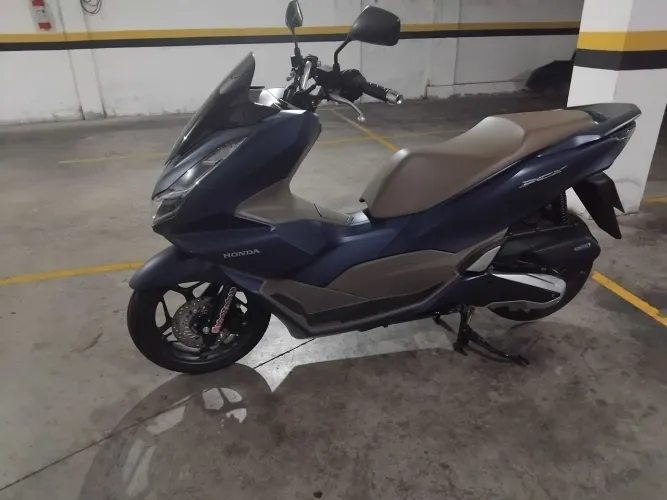 Vendo moto Honda PCX 160 DLX