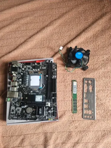 placa mãe 1151-i8e9 geração,com m2 de 256 gb e memória 8gb 2666