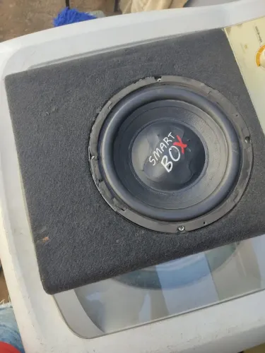 Vendo caixa amplificada subwoofer 200w rms