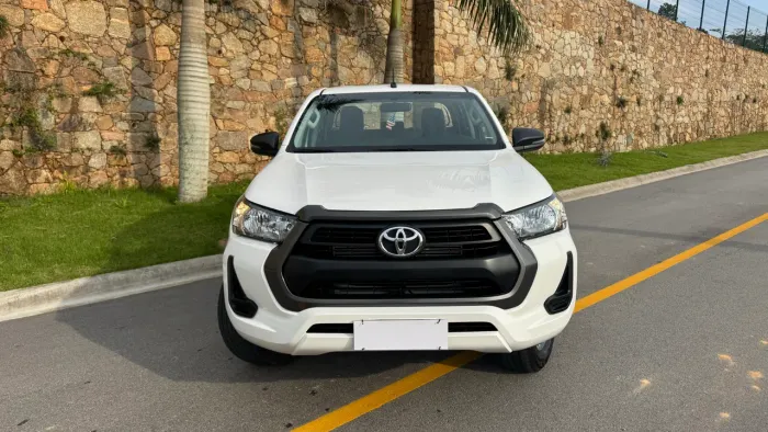 Toyota Hilux CD 4X4 2.8 Diesel Mec. 2025
