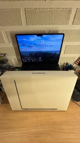 MacBook Air M2