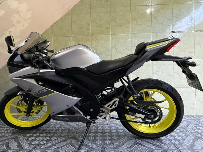 Yamaha R15 (Único Dono)