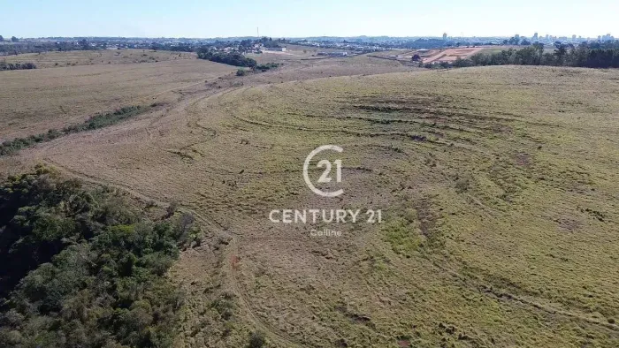 Fazenda para alugar, 1960200 m² por R$ 20.000,00/mês - Distrito Industrial - Botucatu/SP