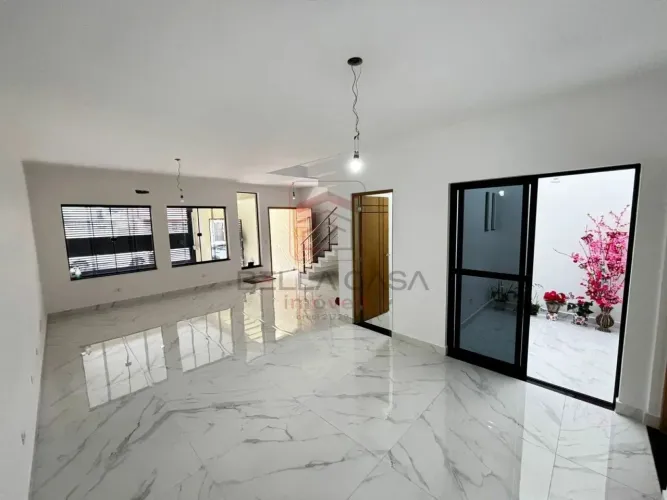 Sobrado novo à venda - Mooca - 3 quartos - 1 suite - 2 vagas
