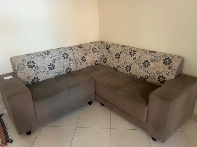 Sofá usado, bem conservado e com preço de oportunidade!