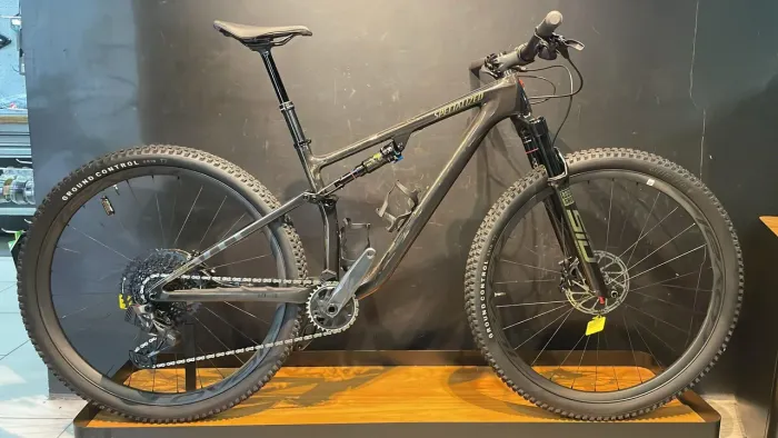 SPECIALIZED EPIC EVO EXPERT